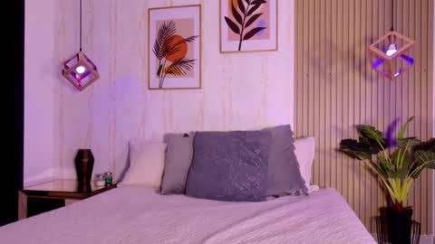 Ayleen online show from September 10, 12:05 pm