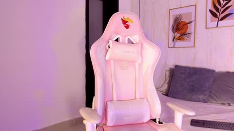 Ayleen online show from September 18, 12:18 pm