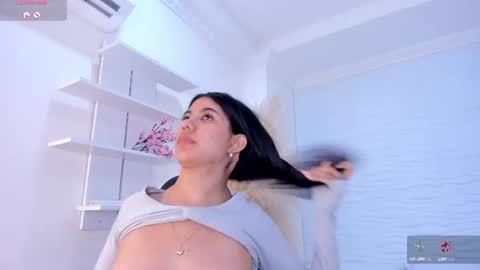 aylinlove_ online show from July 16, 11:49 am