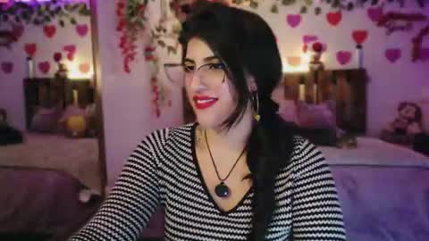 Snapshot of azaharnoor chatting on July 3, 11:44 pm Azahar online show from July 3, 11:44 pm