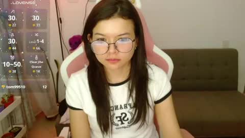 Azu  online show from May 8, 12:16 am