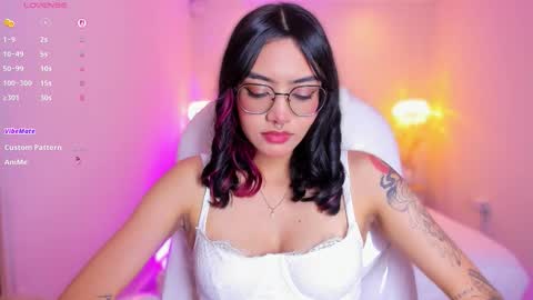 Azura online show from March 27, 7:35 pm