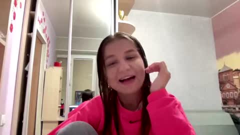 Niki online show from July 12, 5:04 pm
