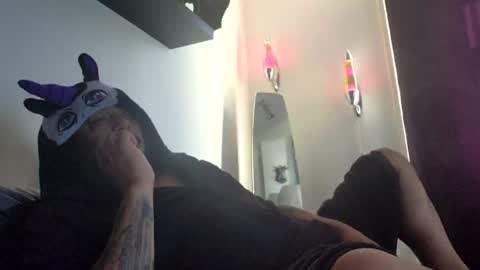 b1gd1zzle online show from June 14, 7:21 am