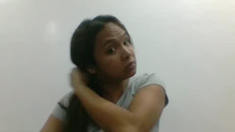 Snapshot of babaeng_sygbin chatting on March 4, 12:44 pm marie online show from March 4, 12:44 pm