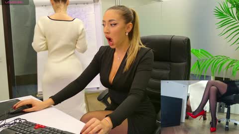 Olivia and Lexi online show from January 29, 8:56 pm