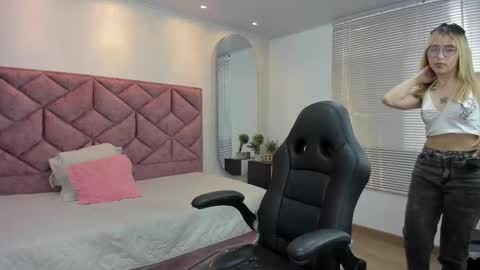 Maddie online show from February 14, 6:59 pm