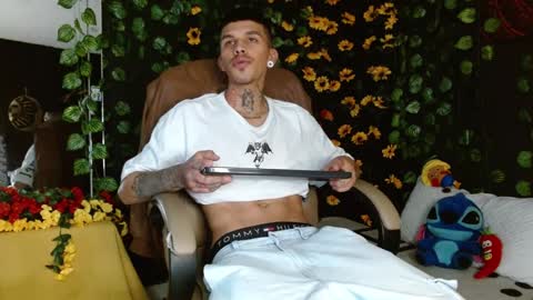 OF GxoXabs online show from December 2, 1:13 pm