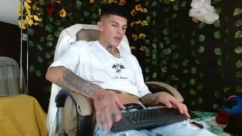 OF GxoXabs online show from December 16, 3:51 am