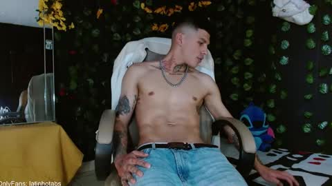 OF GxoXabs online show from December 22, 8:36 pm