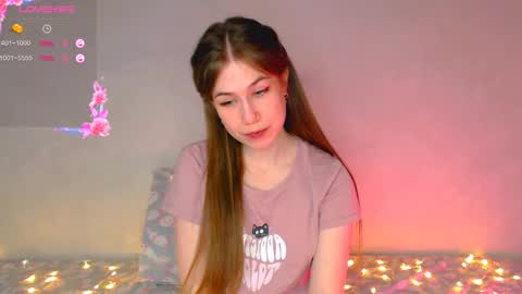 Snapshot of baby_girl_0001 chatting on February 11, 4:39 am Kira online show from February 11, 4:39 am