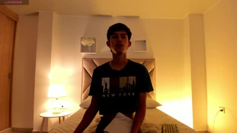 baby_noaht online show from June 1, 1:46 pm