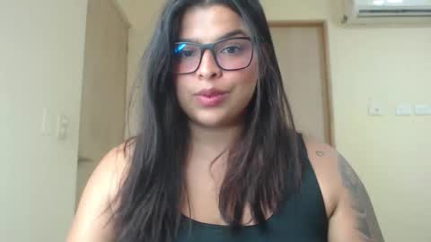 baby_peach2 online show from March 6, 3:25 am