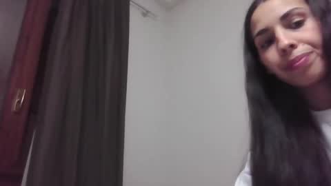 Snapshot of babyhoney6969 chatting on April 10, 9:19 pm babyhoney6969 online show from April 10, 9:19 pm