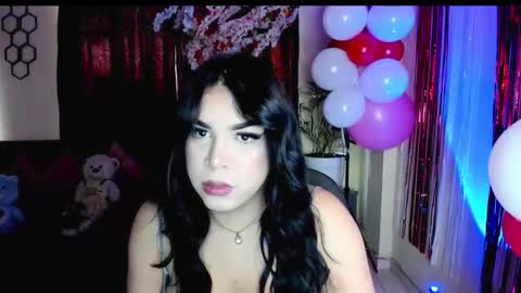   online show from May 21, 6:26 pm