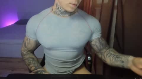 Snapshot of babylewisss chatting on May 6, 4:34 pm Amil online show from May 6, 4:34 pm