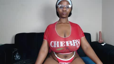 babyluciax online show from July 16, 7:58 am