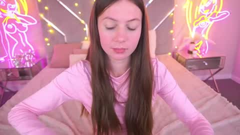 Lady Vi online show from May 11, 2:45 pm