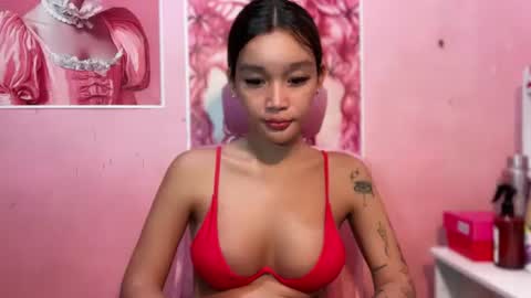 Snapshot of babynexy69 chatting on July 7, 6:47 am Nexie online show from July 7, 6:47 am
