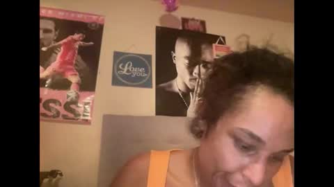 Snapshot of babyphat747258 chatting on March 3, 9:59 am babyphat747258 online show from March 3, 9:59 am