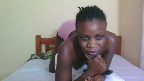 Snapshot of babyrozillah chatting on June 20, 7:16 pm PRISCILLAH online show from June 20, 7:16 pm