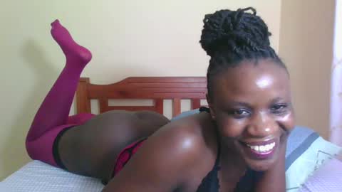 Snapshot of babyrozillah chatting on July 5, 7:10 pm PRISCILLAH online show from July 5, 7:10 pm