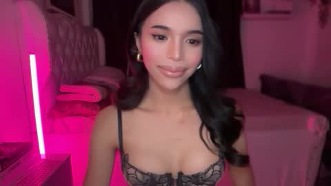 babysabrinaxx online show from April 4, 4:44 am