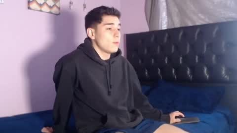 Snapshot of babytwunkz chatting on September 30, 5:29 pm Hey Im Zayn good to see u here online show from September 30, 5:29 pm