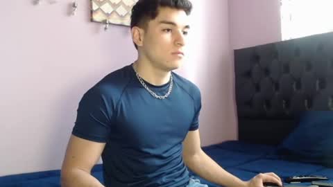 Snapshot of babytwunkz chatting on October 19, 7:58 pm Hey Im Zayn good to see u here online show from October 19, 7:58 pm