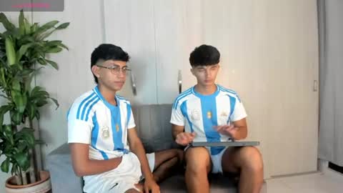 Babyy Couplee online show from July 31, 2:11 am