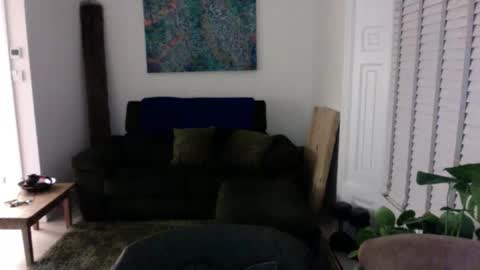 Snapshot of bad_dad43 chatting on May 13, 10:17 pm Bad dad43 online show from May 13, 10:17 pm