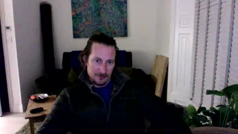 Snapshot of bad_dad43 chatting on May 17, 10:39 pm Bad dad43 online show from May 17, 10:39 pm