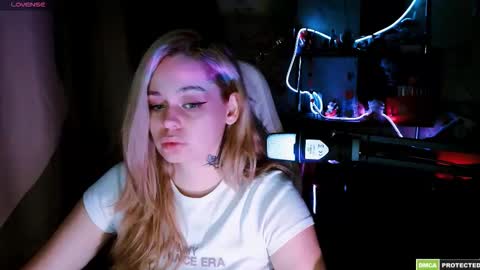 Lin online show from February 22, 5:22 pm