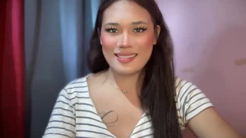 Snapshot of bad_kitty_amara chatting on February 9, 12:25 am AMARA - FOLLOW ME AND THUMBS UP online show from February 9, 12:25 am