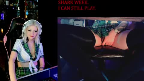 badd0ll online show from May 23, 6:23 pm