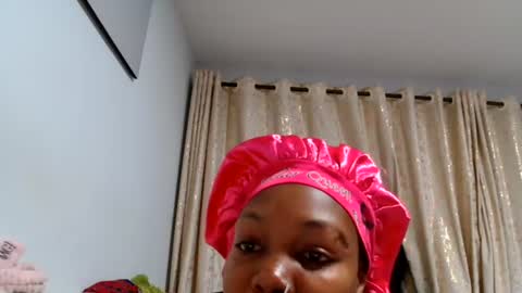 Snapshot of baddestslut001 chatting on June 22, 4:48 pm baddestslut001 online show from June 22, 4:48 pm
