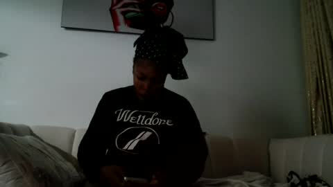 Snapshot of baddestslut001 chatting on July 12, 3:58 pm baddestslut001 online show from July 12, 3:58 pm