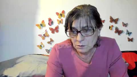 Gina online show from December 3, 4:50 pm