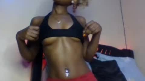 Snapshot of badgurllily chatting on July 20, 12:40 pm Lily. online show from July 20, 12:40 pm