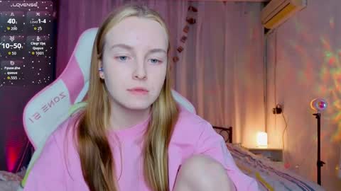 Alice online show from April 24, 10:34 pm