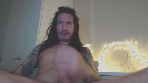 Bailey online show from March 8, 4:22 pm