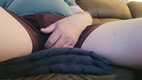 bald_boner online show from May 17, 2:31 am