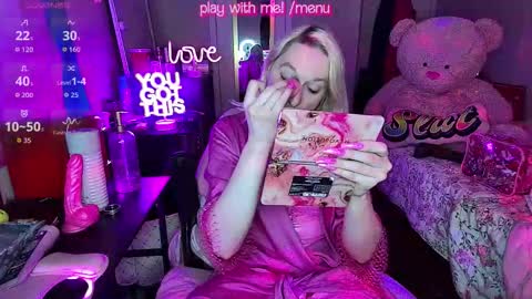 Bambi Sparkles TS online show from March 31, 3:08 am