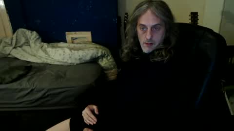 bangintoleather online show from June 13, 2:42 am