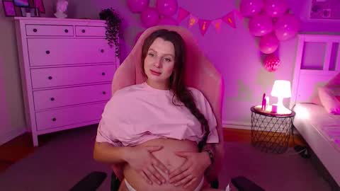 Snapshot of barbara_brylska chatting on September 22, 2:08 pm Barb online show from September 22, 2:08 pm