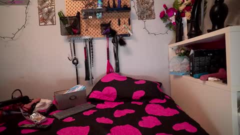 barbaraviciosa online show from March 26, 9:37 am