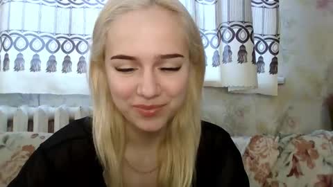 barbie___girl online show from January 17, 8:30 am