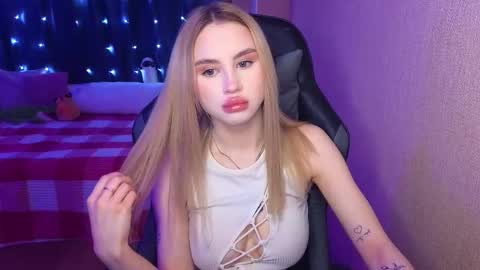 Eva online show from February 21, 1:00 pm