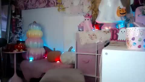 ely ink online show from September 28, 2:11 pm