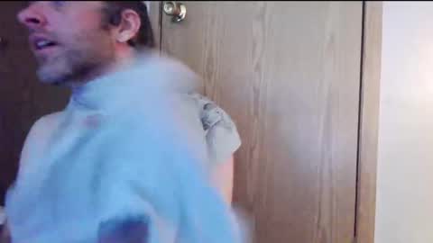 barebearstudio online show from March 18, 6:44 pm